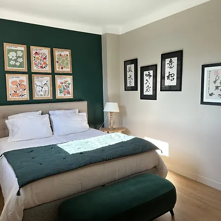 Apartment Cabadol - Aix Centre Historique - Tres Calme - 50m Cours Mirabeau Aix-en-Provence