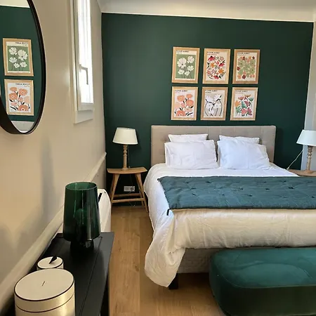 Cabadol - Aix Centre Historique - Tres Calme - 50m Cours Mirabeau Apartment Aix-en-Provence