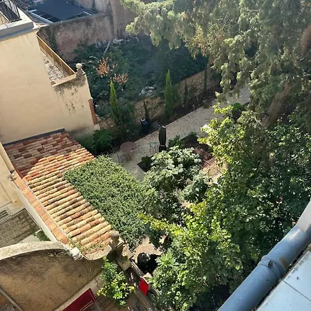 Cabadol - Aix Centre Historique - Tres Calme - 50m Cours Mirabeau Appartement Aix-en-Provence